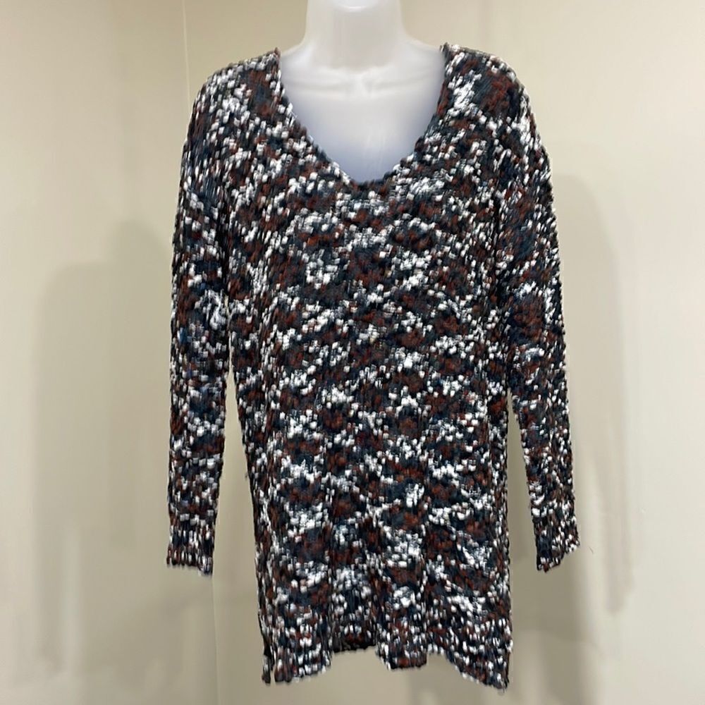 NWOT Umgee oversized sweater. Size S small